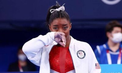 In a recent controversy, Simone Biles expressed strong disapproval towards Brittney Griner, suggesting that Griner’s actions have brought shame to those who support American Olympic athletes. The incident in question revolves around Griner kneeling during the national anthem, a gesture meant to protest racial injustice and promote social awareness. However, Biles criticized this action, arguing that such behavior disrespects the values of representing one’s country, especially on an international stage like the Olympics.