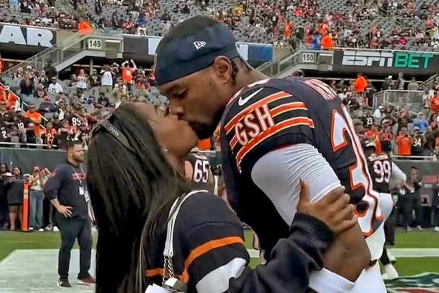 Amazing: Simone Biles kisses Her Husband Jonathan Owens in Public In Sweet Sideline Moment Before Bears Game Without Minding The Audience Thought...