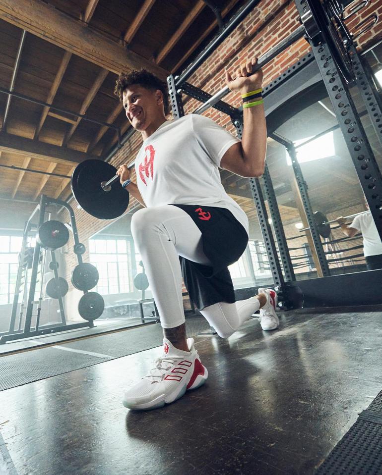 Breaking: The Kansas City Star "Patrick Mahomes" longtime personal trainer, Bobby Stroupe, recently evaluated the Kansas City Chiefs star quarterback...See More