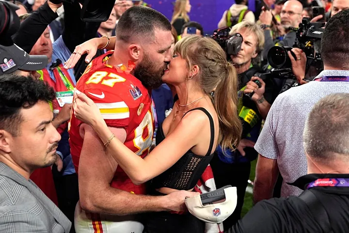 News Update: Could Taylor Swift finally go watch Travis Kelce as Kansas City Chiefs play against Raiders?...See More