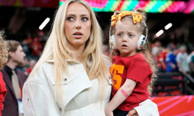 ⚡️ SHOCKING CONFESSION! Brittany Mahomes EXPOSES the Hidden Struggle Behind Patrick’s “Unbeatable” Persona – “Only I see him collapse under the lights” 😱💔 Watch the emotional moment he bows to her after the game… You won’t believe what happens next! 👇👇👇